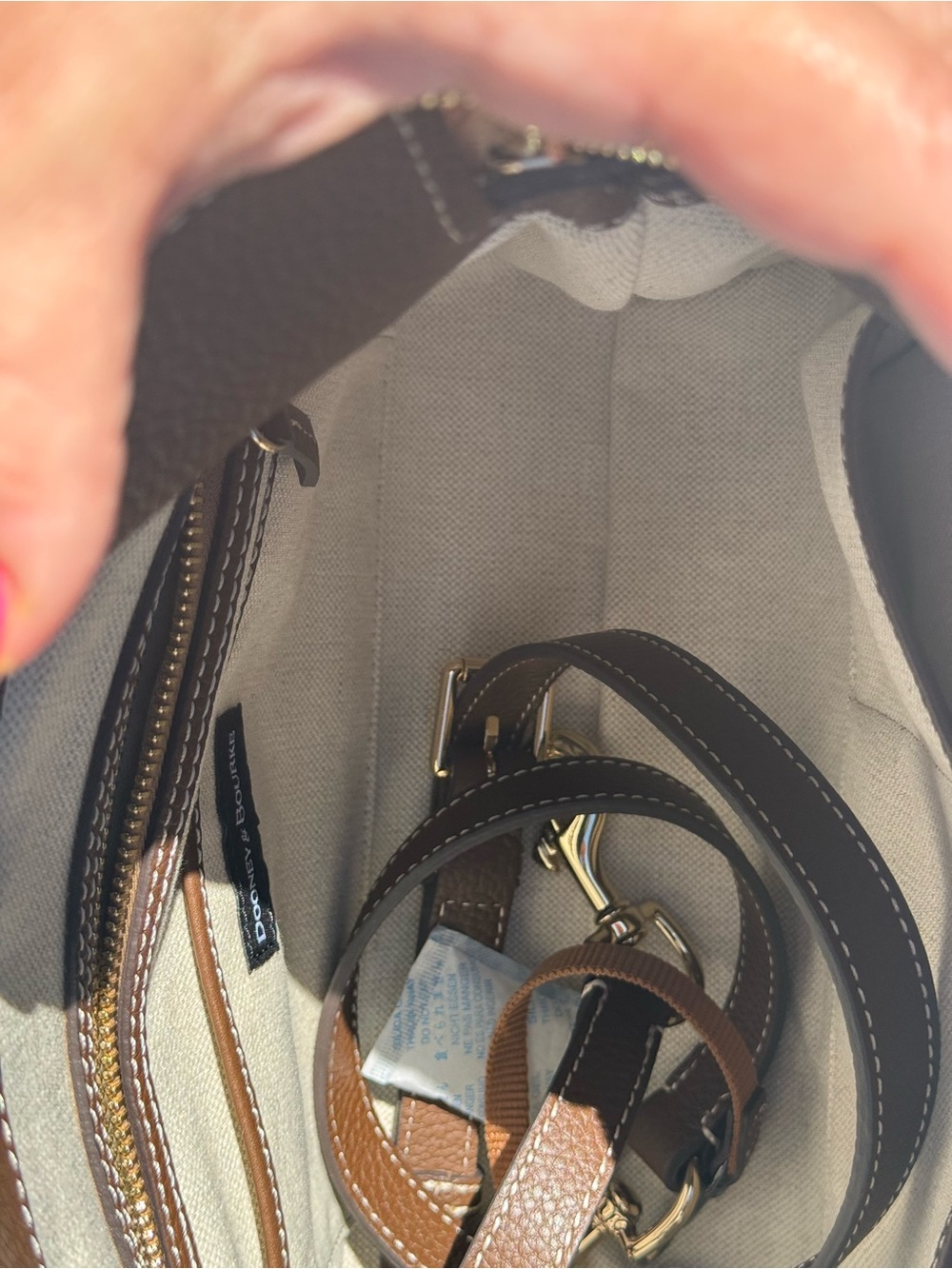 Dooney & Bourke Sorrento Satchel 30 With Pocket NWT - Picture 6 of 9